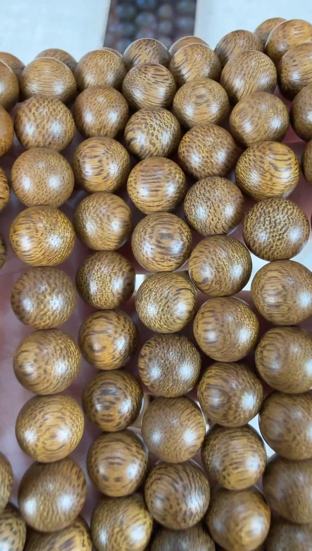 沉香沉香碎屑04沉香沉水浮圆珠多圈卡8/40克多样性发其一