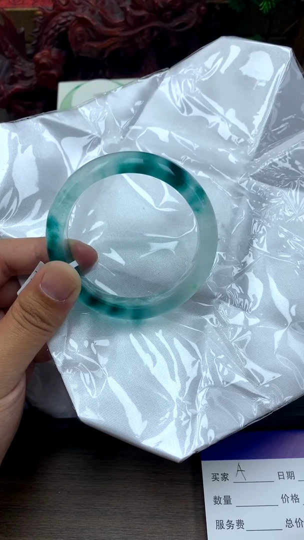 翡翠手镯未镶嵌大叶A44 冰透精美美人镯多样性发其一