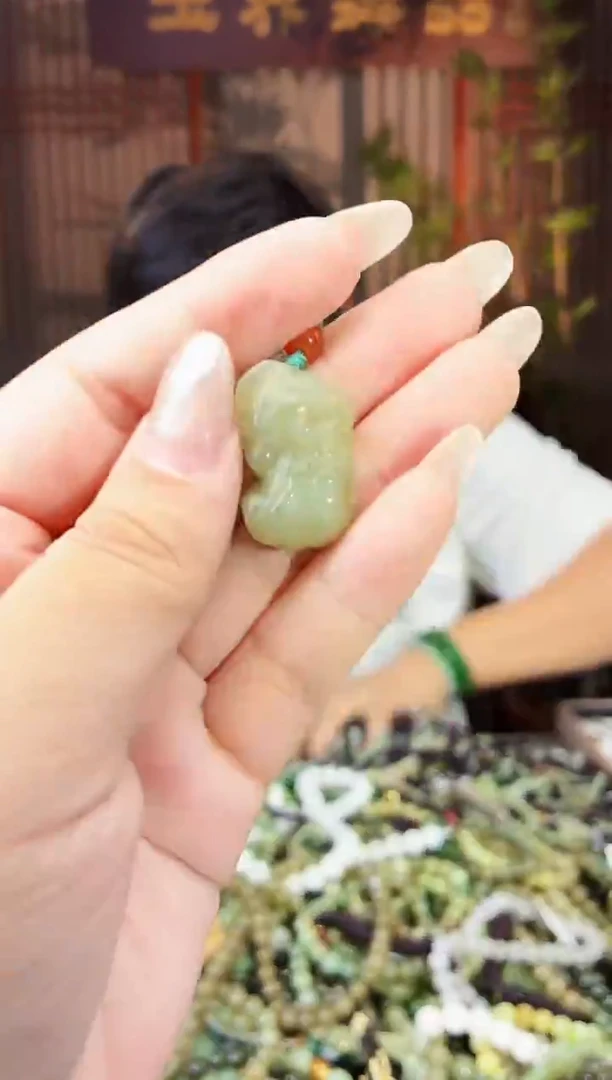 颈饰未镶嵌和田玉多样性发货拍一发一