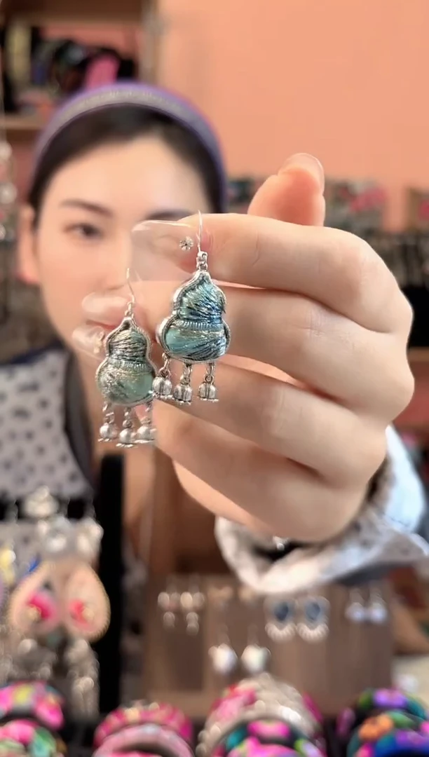 织绣艺枝独绣手工饰品203