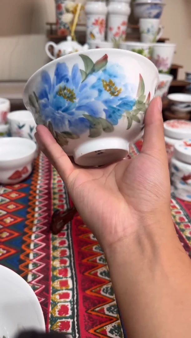 摆件高温釉下彩手工陶瓷