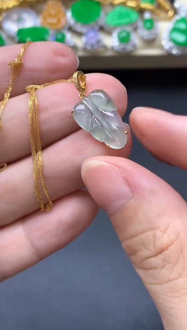 翡翠18K金镶嵌颈饰194-中国好珍宝