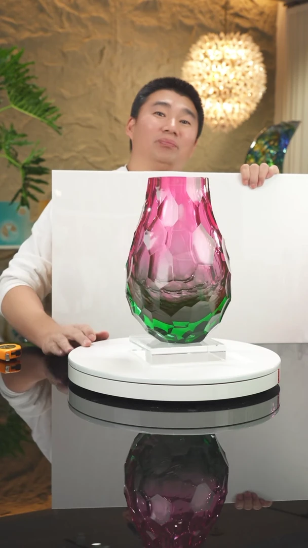 【闪购商品】摆件金红绿凹切面花瓶