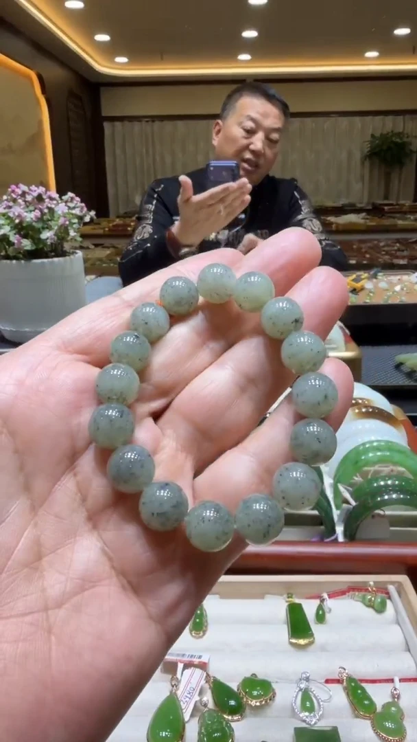 颈饰未镶嵌和田玉手串12
