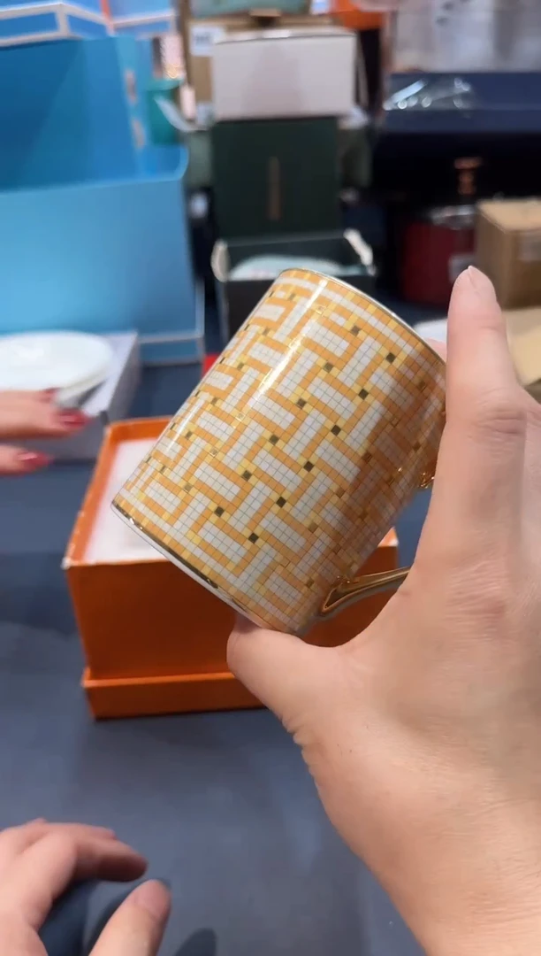 【闪购商品】碗B742全场正品，京东包邮