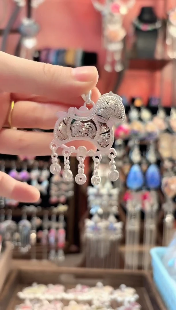 织绣 云织谣民族风精美饰品   77