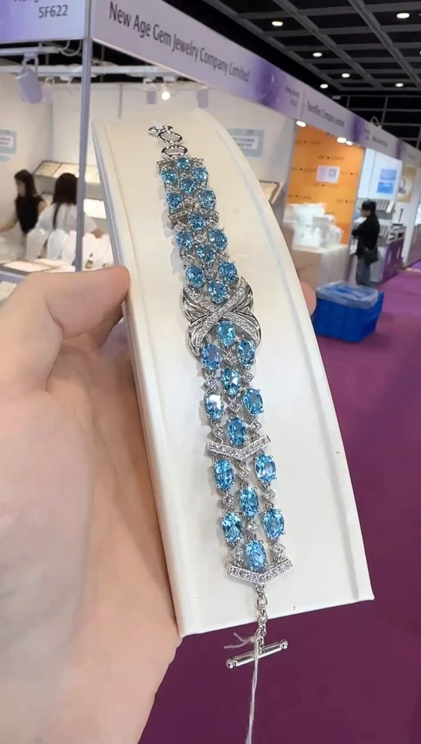 银S925镶嵌托帕石手链高级款妖姬蓝