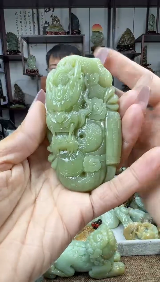 未镶嵌和田玉把件1