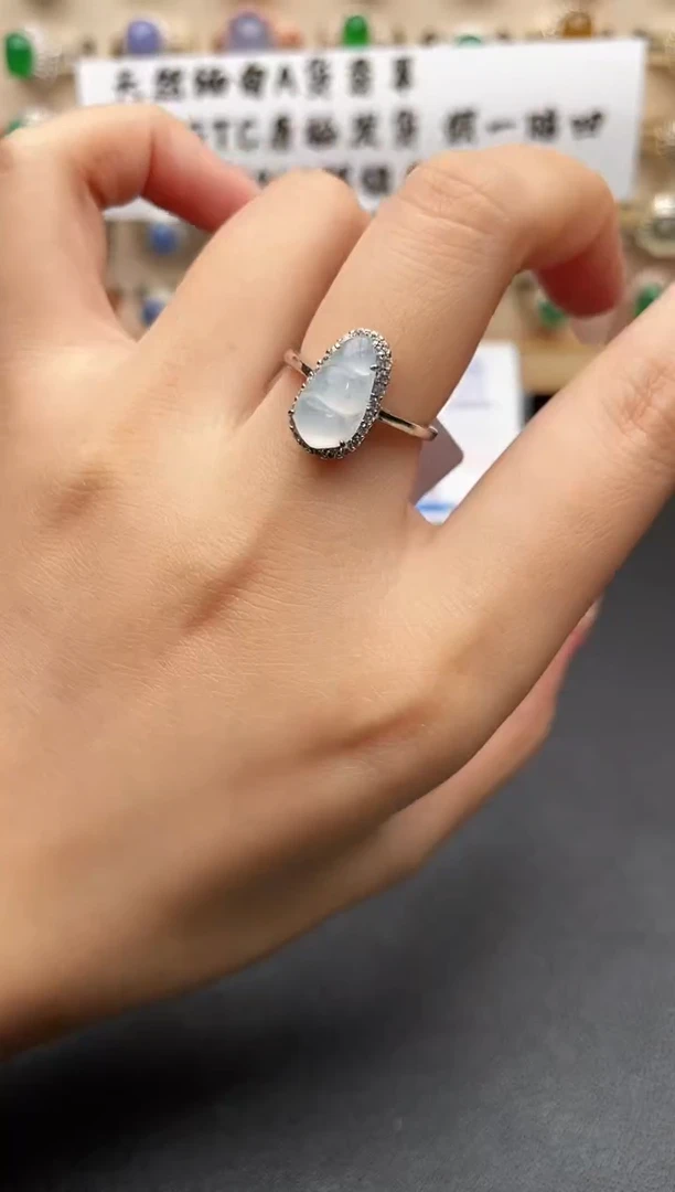 银S925镶嵌戒指翡翠一物一证一礼盒