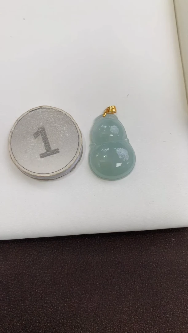 颈饰18K金镶嵌翡翠天然缅甸a货翡翠(多样性发其一)