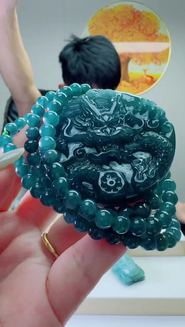 翡翠未镶嵌颈饰多样性随机发其一