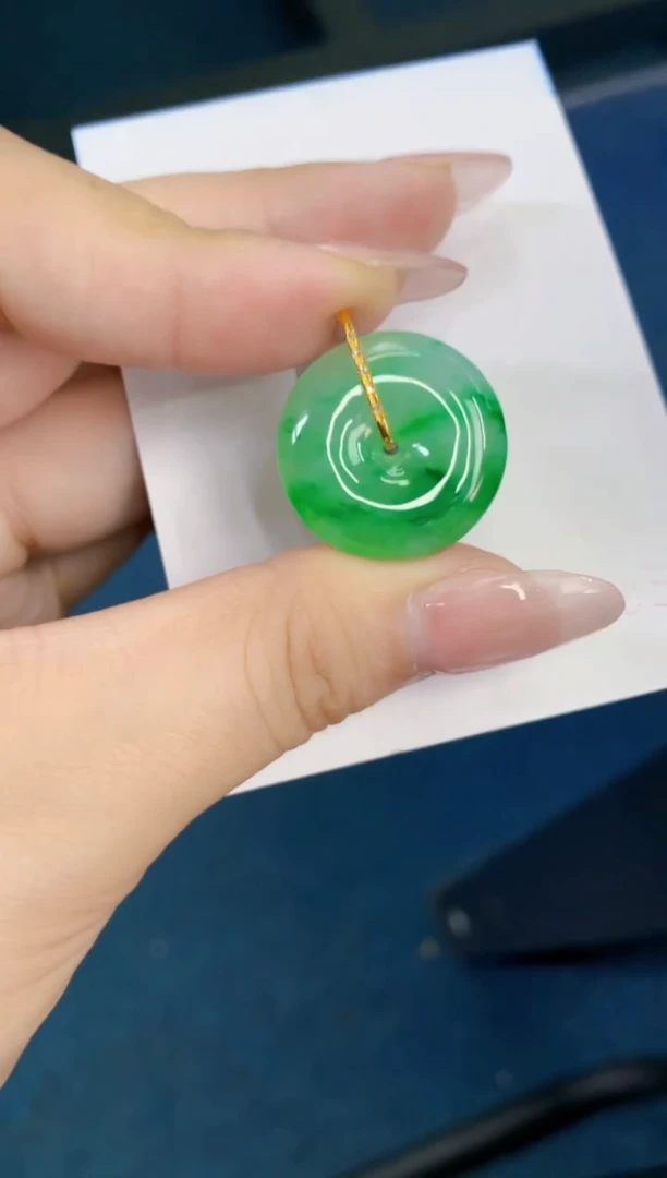 翡翠18K金镶嵌吊坠(不含链)1