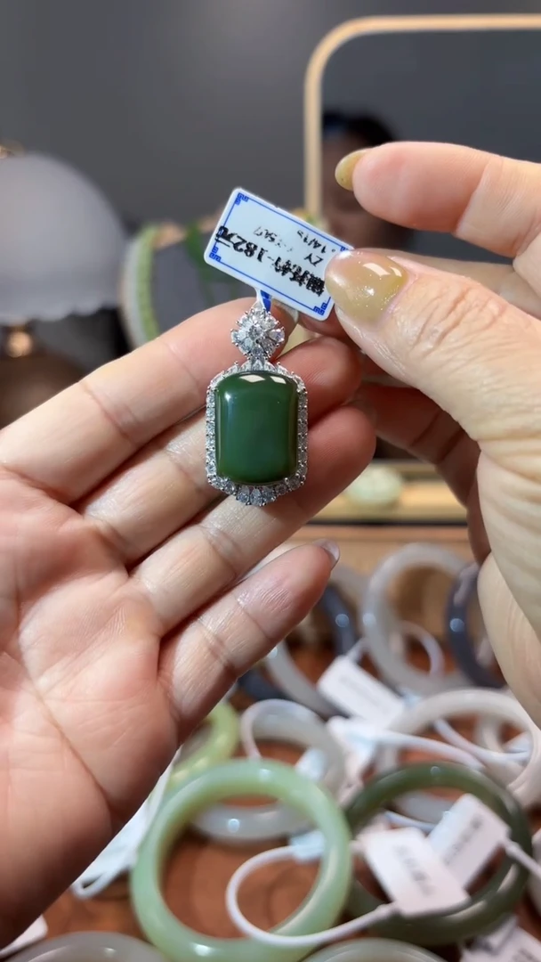 和田玉银S925镶嵌颈饰1