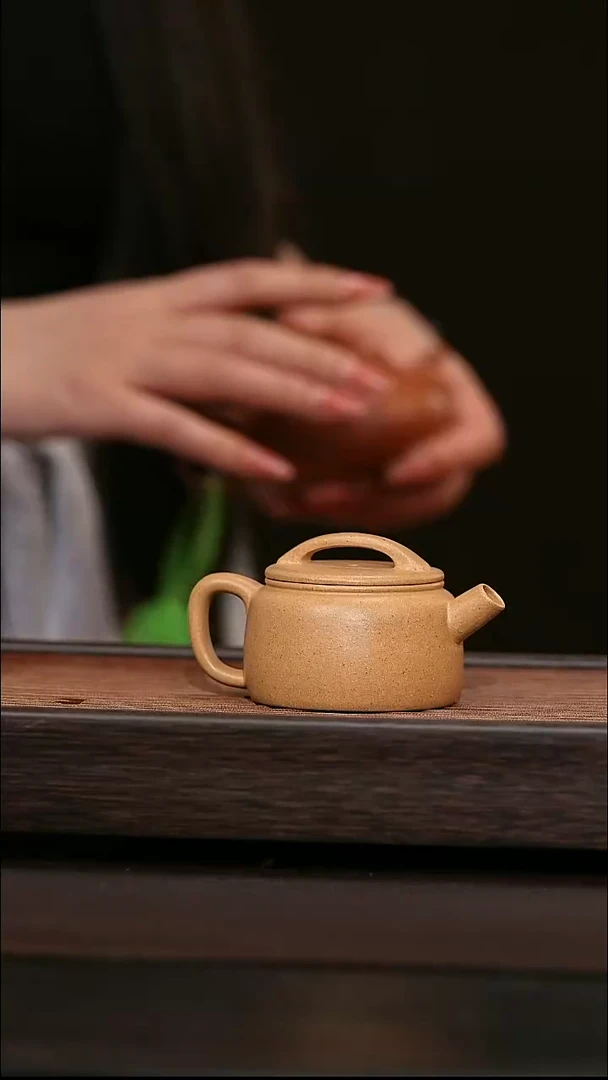 茶壶紫砂宜兴原矿紫砂壶  炮嘴汉瓦