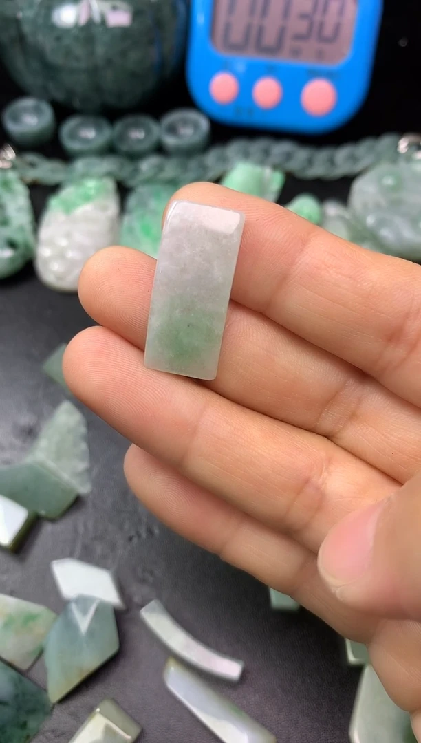 颈饰未镶嵌翡翠@***泪料子