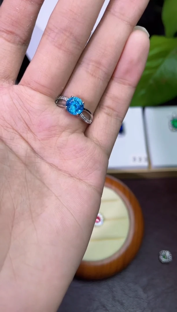 合金合成钻石蓝宝戒指
