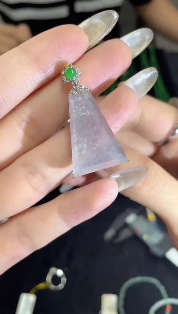 吊坠(不含链)18K金镶嵌翡翠HX