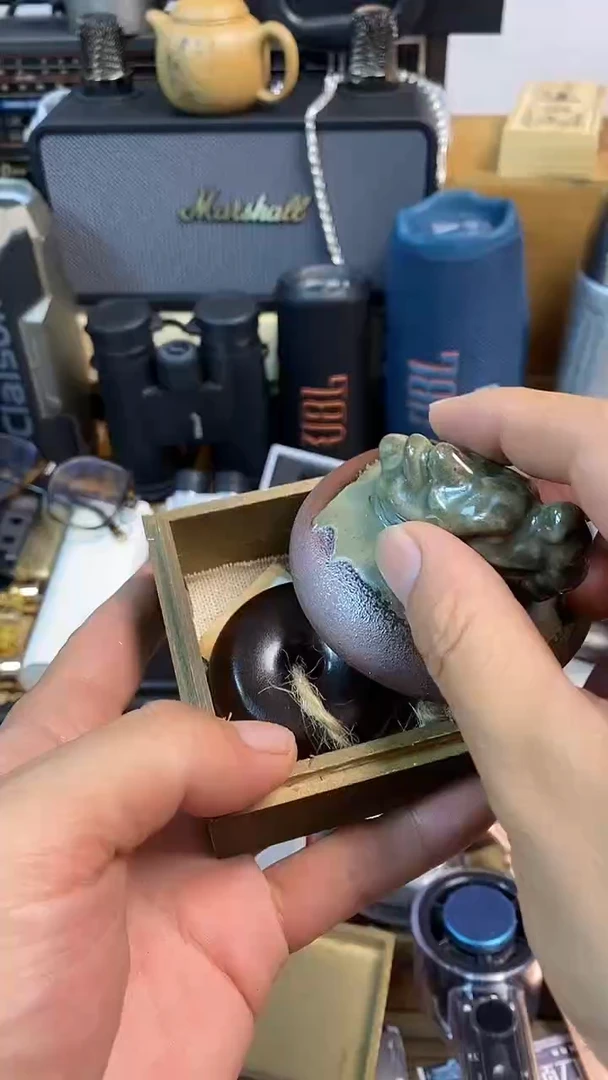 瓷片闪购商品，如图所示