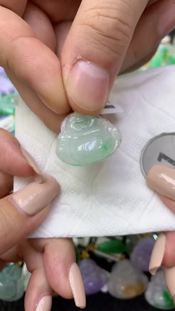 颈饰未镶嵌翡翠天然缅甸翡翠A货