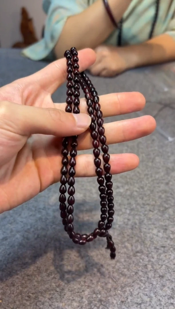 檀香紫檀（小叶紫檀）小叶紫檀