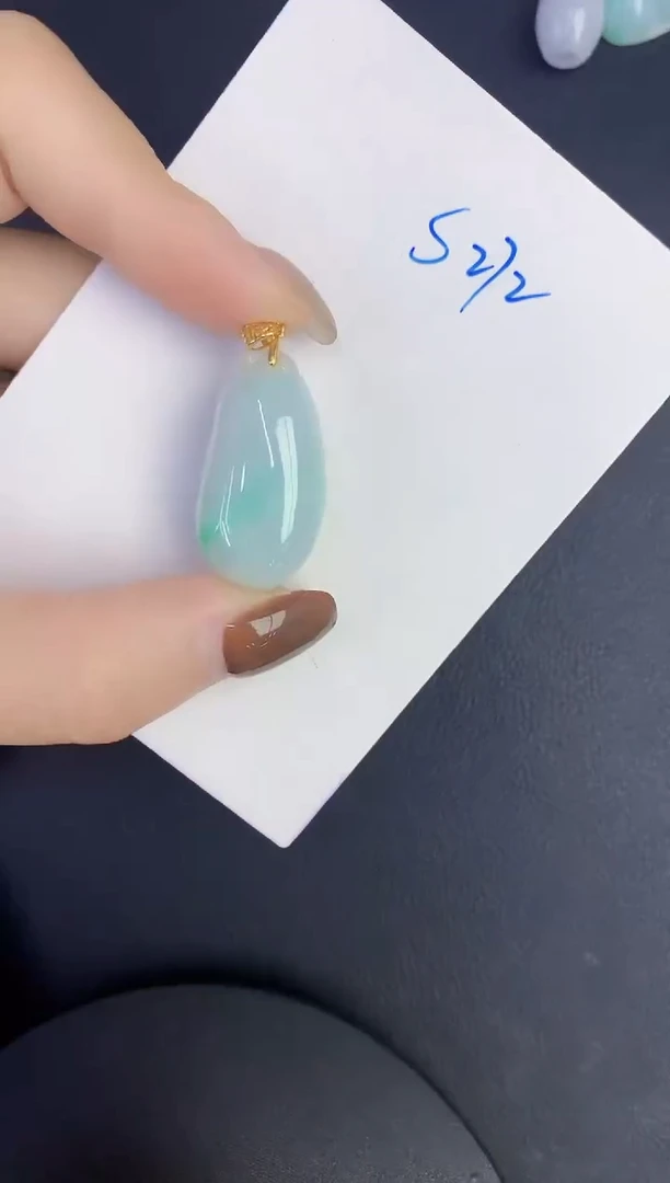 颈饰未镶嵌翡翠缅甸天然翡翠A货