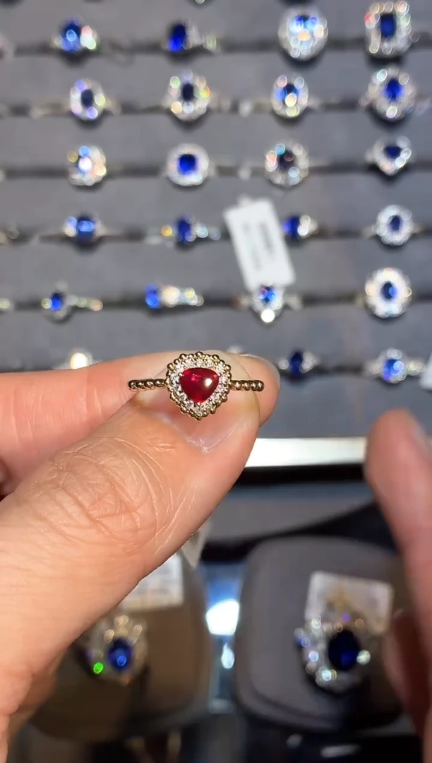 18K金镶嵌戒指红宝石【闪购】0.44ct/同步展会价/无烧