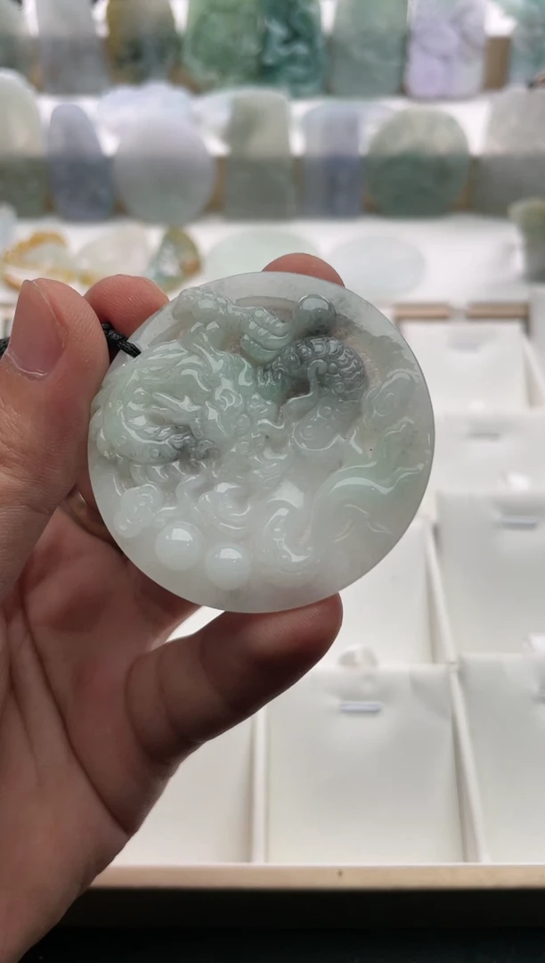 【闪购商品】翡翠颈饰未镶嵌..../2/14/ 208