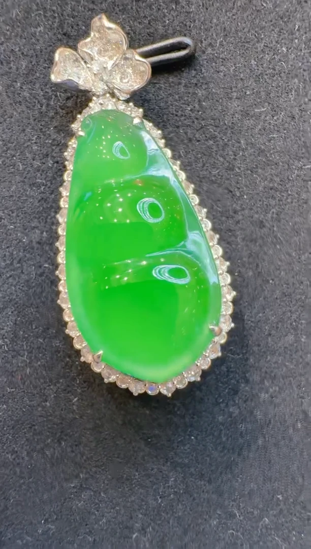 吊坠(不含链)18K金镶嵌翡翠多样性团购发一件