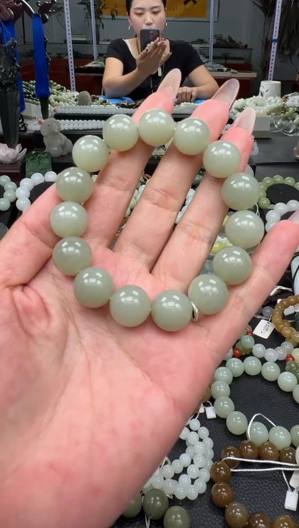 未镶嵌手链和田玉新疆且末高青白卡14