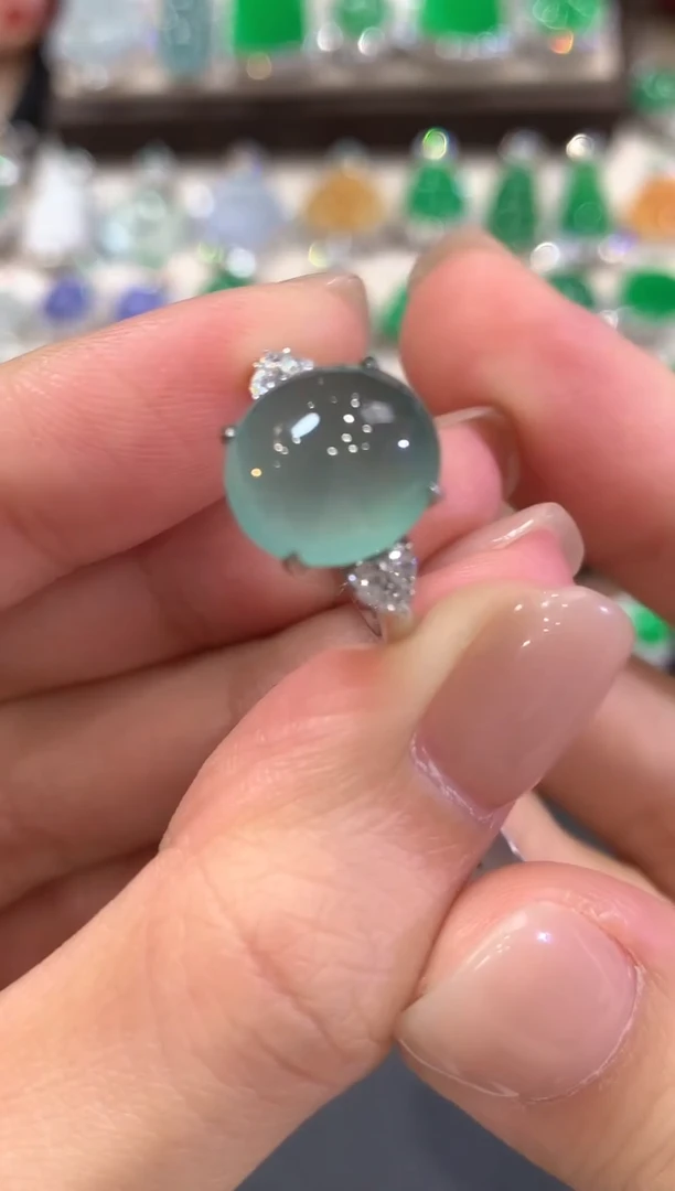 18K金镶嵌戒指翡翠q78