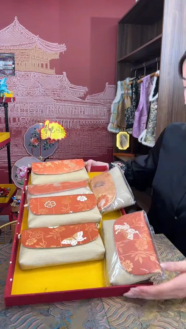 【闪购商品】刺绣 非遗  手工西阵织包包