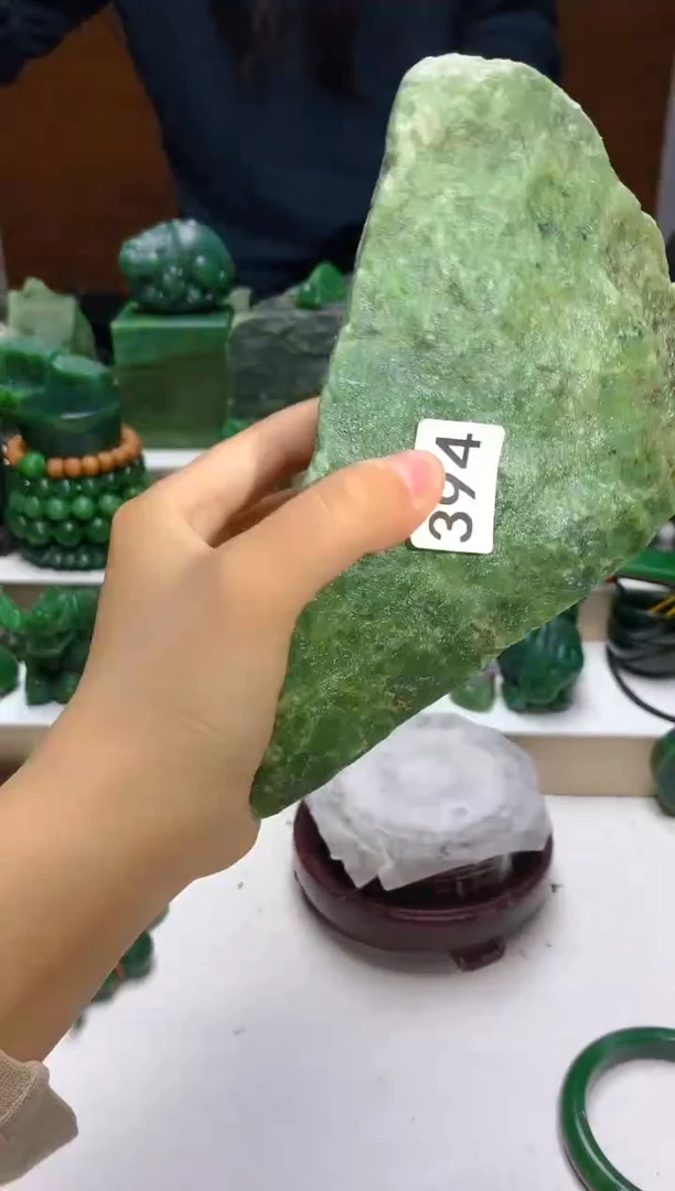 未镶嵌和田玉（碧玉）珠宝半成品0