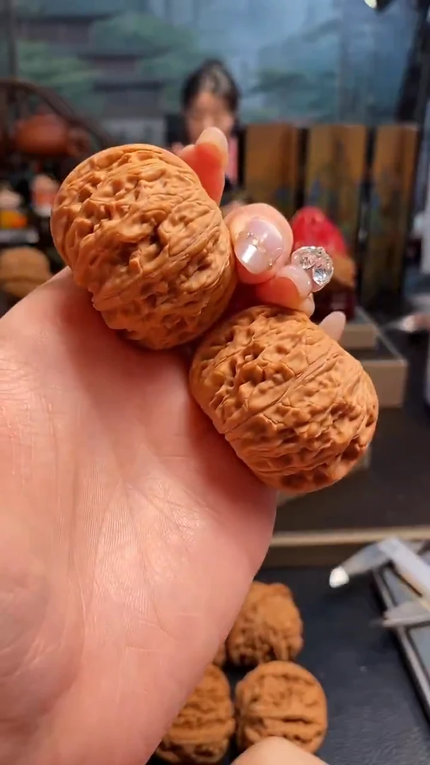 【闪购商品】文玩核桃吊坠A848磨盘43