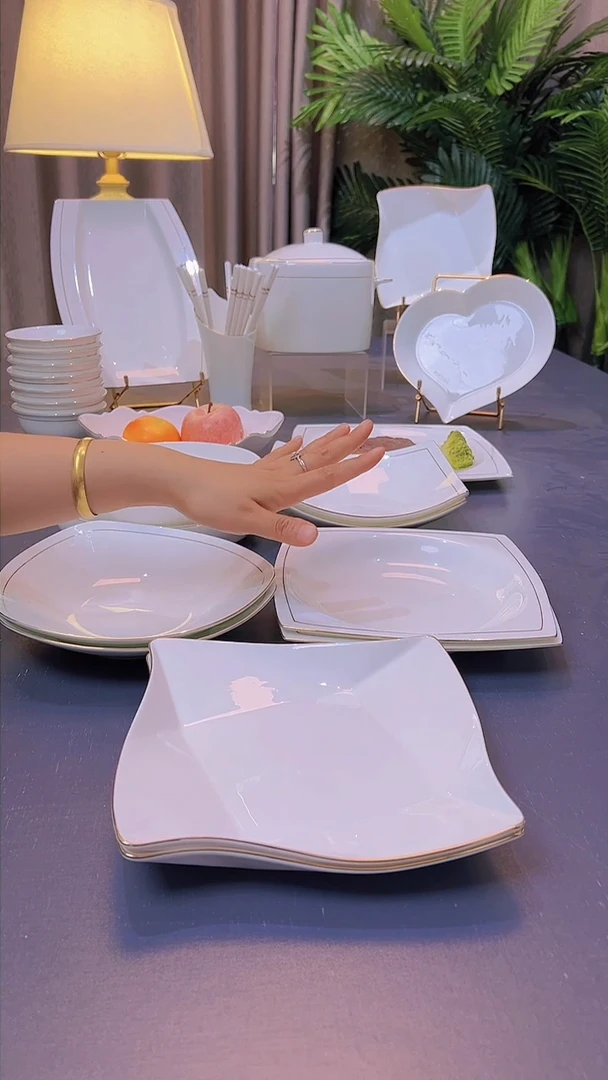 45%以上骨粉骨瓷天元贵龙三角窝盘折纸盘各2个（到手10个盘）