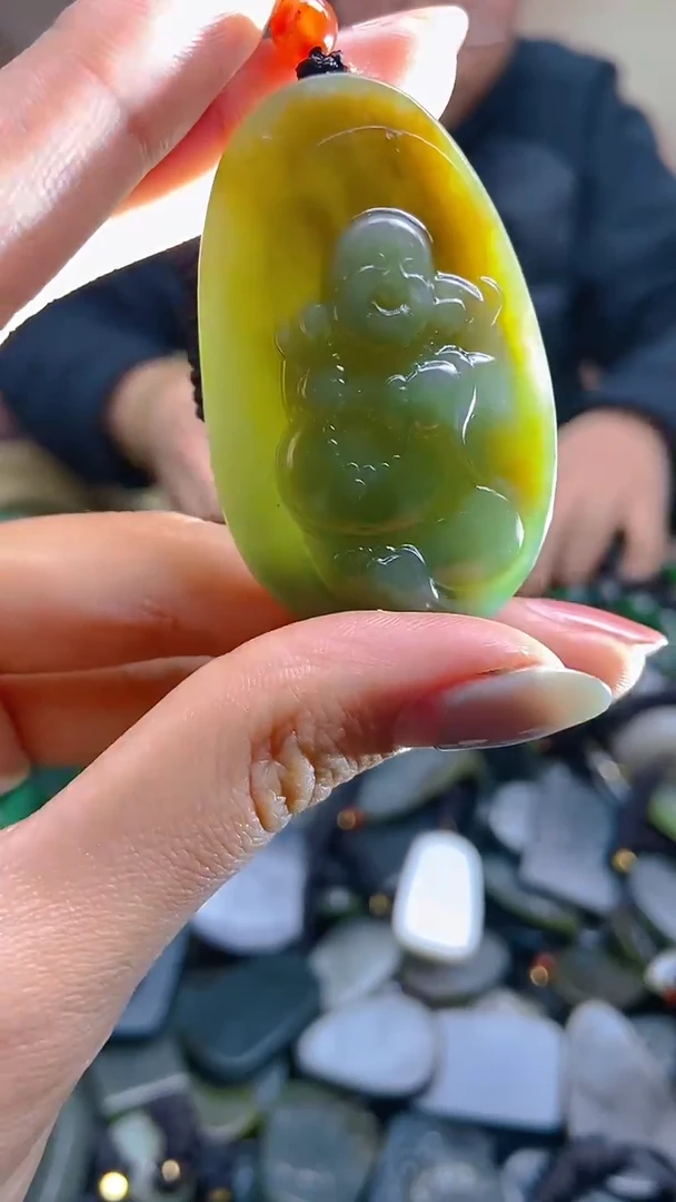 颈饰未镶嵌和田玉1