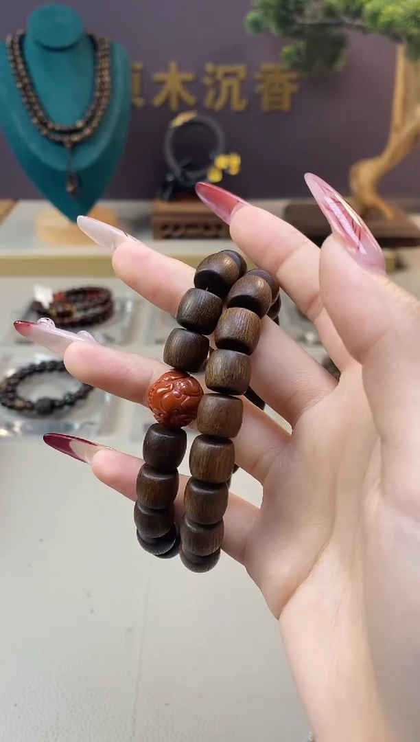 【闪购商品】沉香手串J沉水玉化黄棋楠10mm双圈貔貅顶珠设计