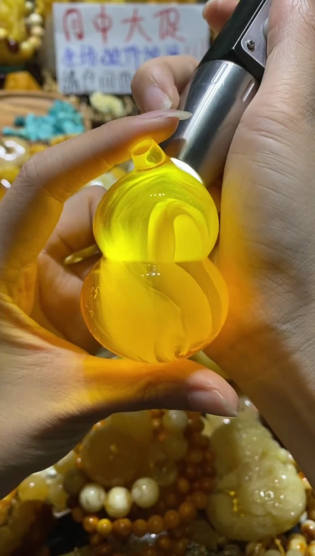 未镶嵌蜜蜡裸石如****）（静）葫芦