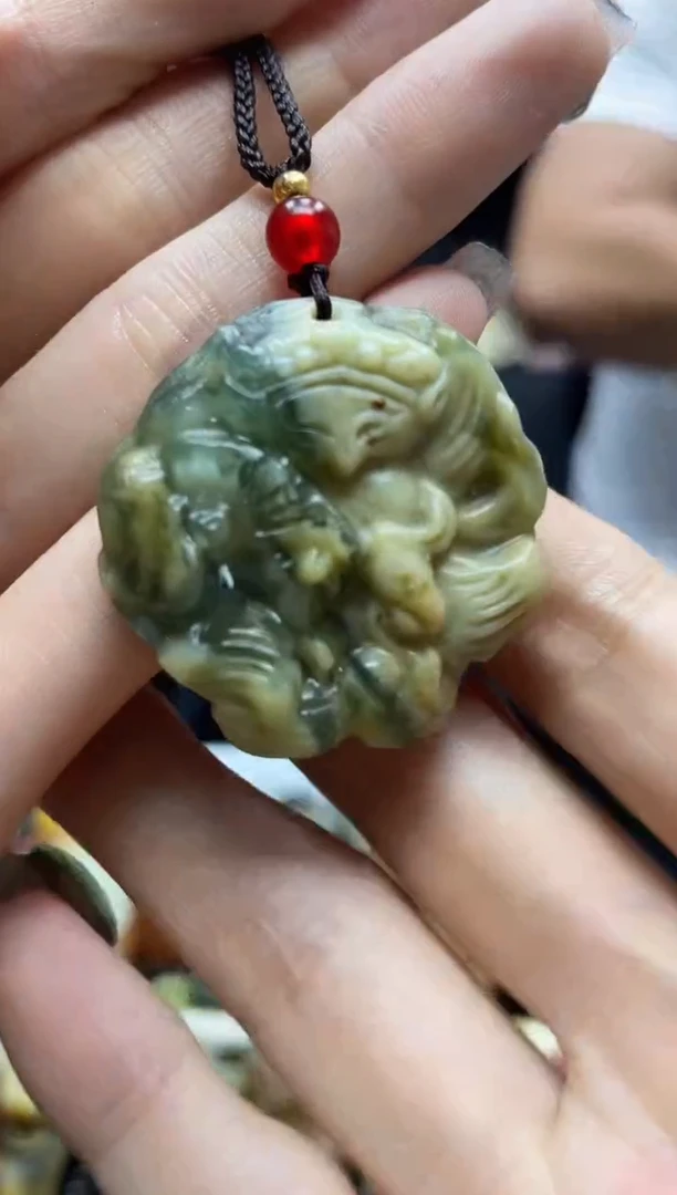 未镶嵌岫玉吊坠·
