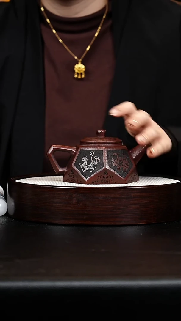 茶壶紫砂钻方壶