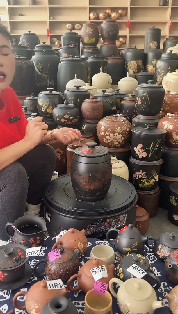 罐瑕疵茶叶罐  高柱荷花  642