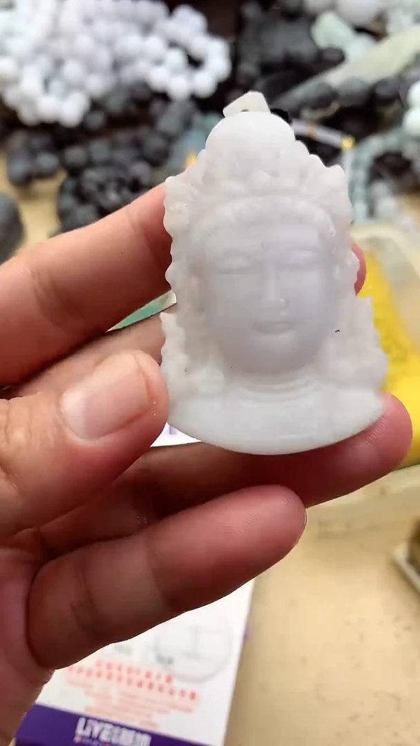 定制翡翠未镶嵌翡翠1