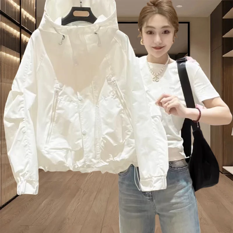 春秋穿搭外套女2025新款小个子欧货洋气上衣休闲运动连帽冲锋衣潮