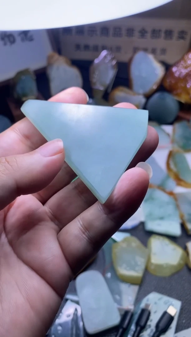 未镶嵌定制翡翠天然缅甸翡翠A货包