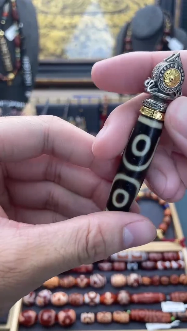 玛瑙/玉髓颈饰银S925镶嵌上肯大尺寸宝盖三眼吊坠