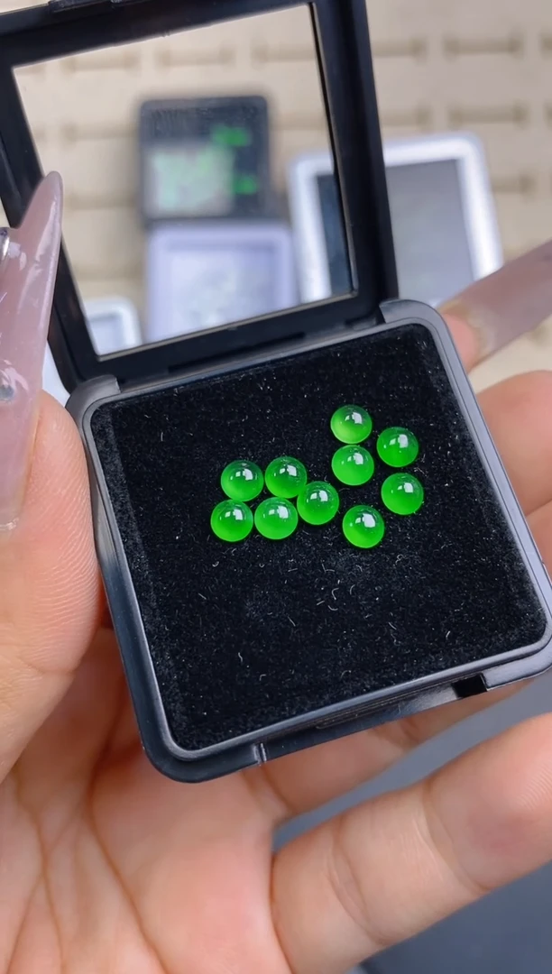 定制翡翠未镶嵌天然翡翠蛋面32