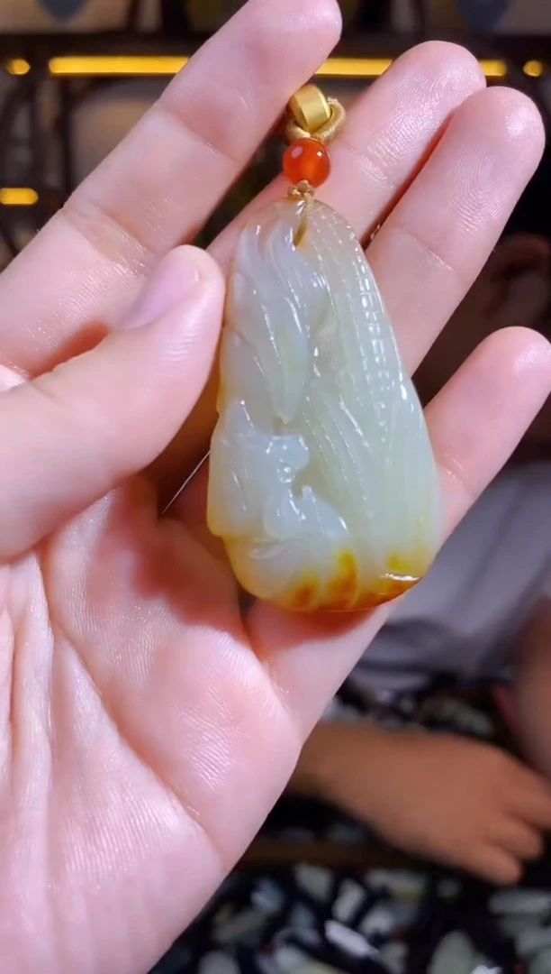 和田玉未镶嵌颈饰1