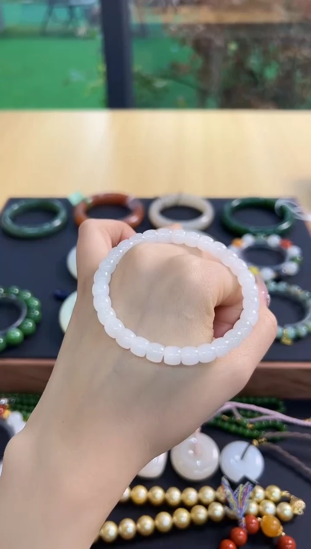 【闪购商品】和田玉（糖玉）手串未镶嵌v0213