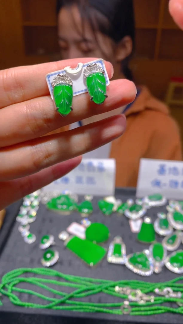 未镶嵌定制翡翠50多样性发货（发其一）