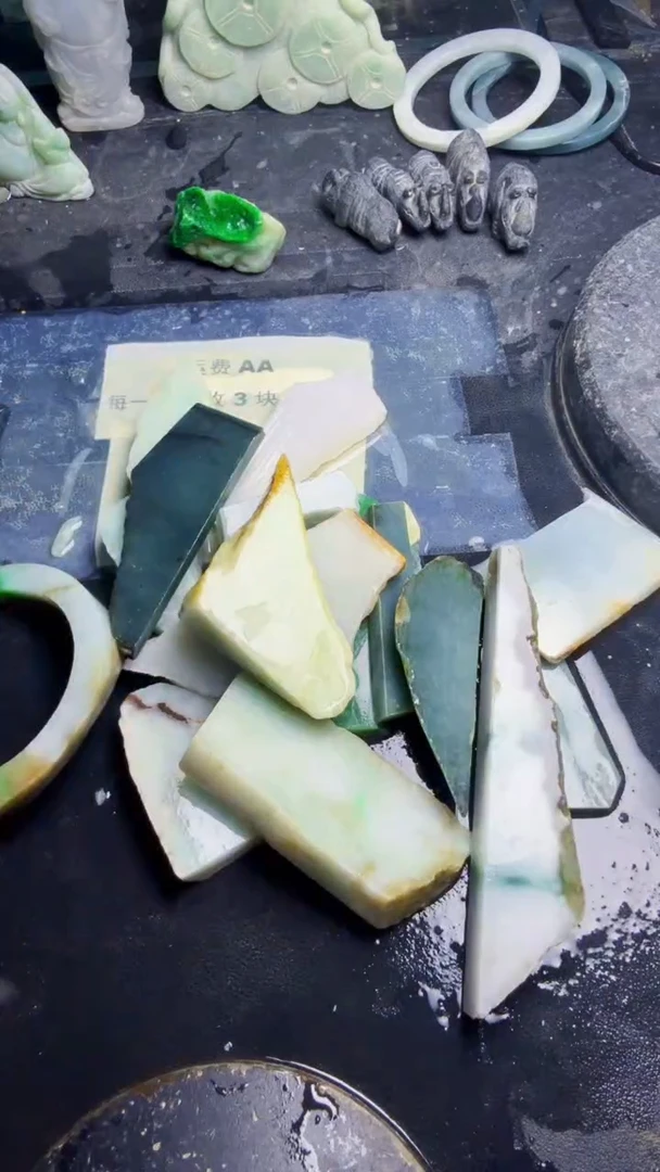 未镶嵌挂件翡翠天然翡翠078