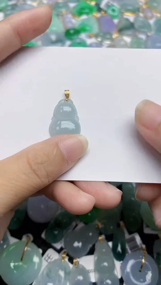 翡翠未镶嵌颈饰天然翡翠A货